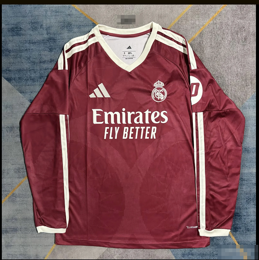 Real Madrid Tercera 2026/2027 - Camiseta de Fútbol
